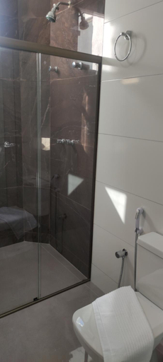 Bathroom 3, Hotel Esmeralda Verde, Teófilo Otoni