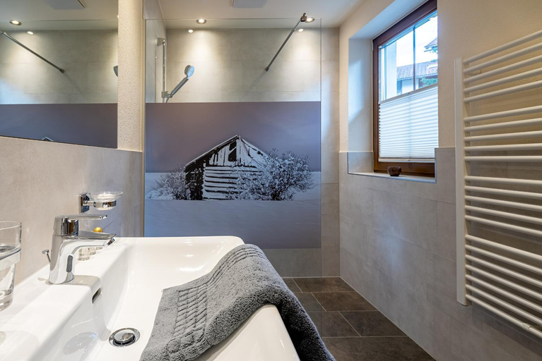 Bathroom 4, Alpin Chalet am Burgsee, Landeck