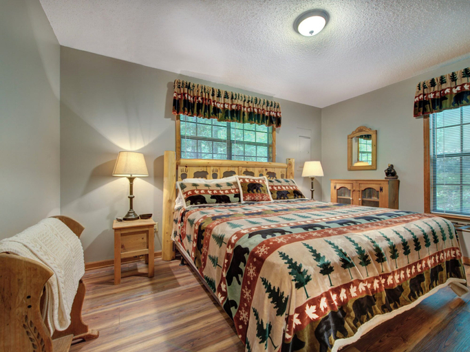 Bedroom 2, Mountain Charm by Jackson Mountain Rentals, Sevier