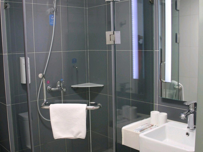 Bathroom 4, Hanting Hotel Shijiazhuang Tiyu Nan Street, Shijiazhuang