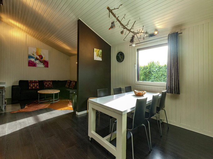 Others 4, Chalet Vert in Bullange with Jacuzzi, Liège