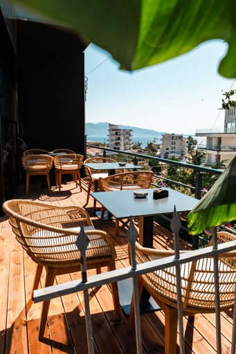 Others 5, Cuni Luxury Hotel, Sarandës