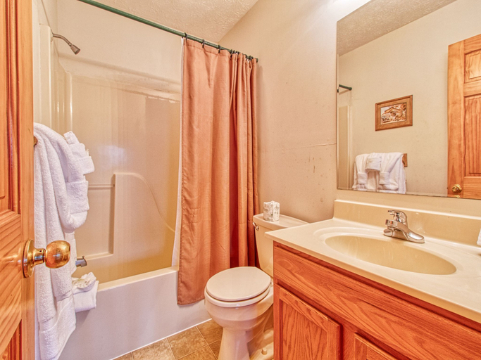 Bathroom 3, Hawks Point Lodge by Jackson Mountain Rentals, Sevier