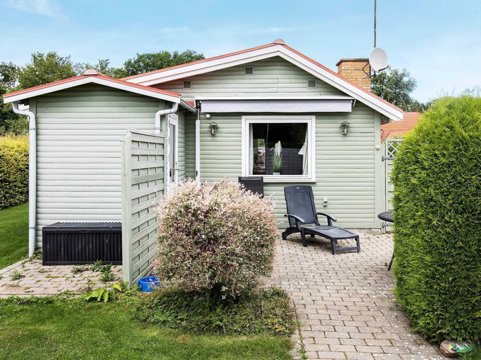 Exterior & Views, Holiday Home in Fjällbacka, Faxe