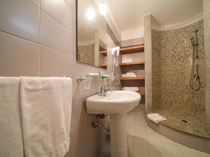 Bathroom 4, Le Tonnare di Stintino - Beach Resort, Sassari