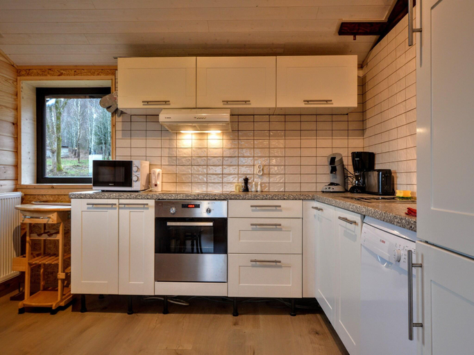 Others 3, Quiet chalet with panoramic view and fenced garden, Luxembourg