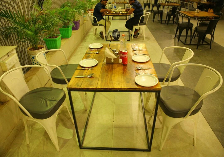 Food & Drinks 2, Hotel Maruthi Inn, Adilabad