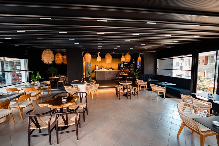 Food & Drinks 2, Cuni Luxury Hotel, Sarandës