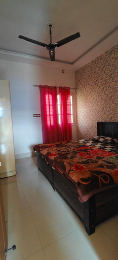 Bedroom 5, Radha Krishna Home Stay, Dehradun