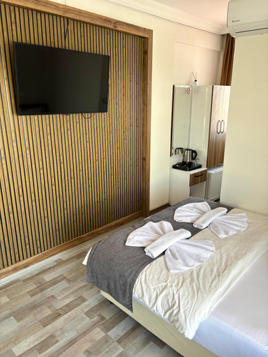 Bedroom 5, Hotel Sahin, Akköy