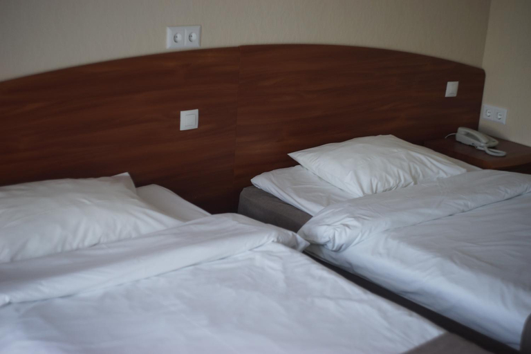 Bedroom 2, Hotel Amparo, Cherepovetskiy rayon