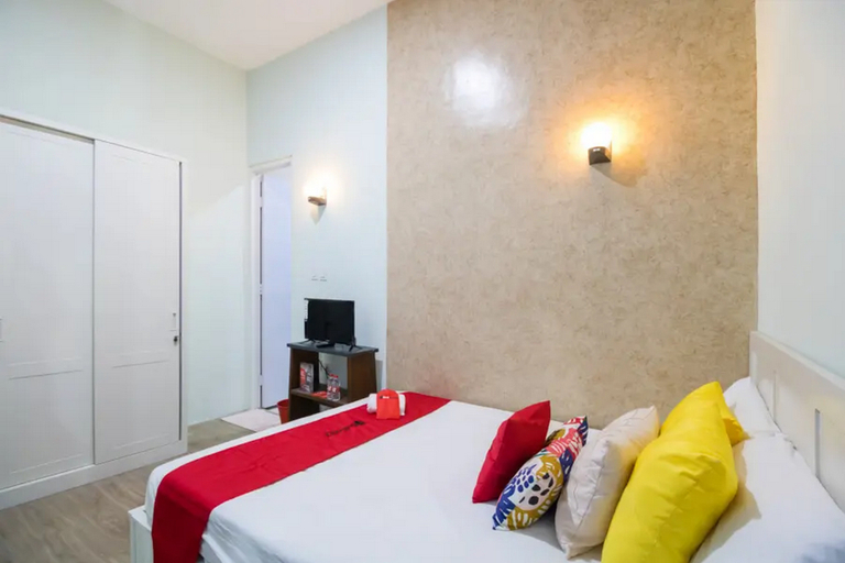 Bedroom 13