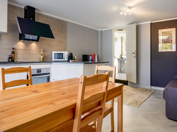 Others 5, Cottage in Aywaille with Garden, Liège
