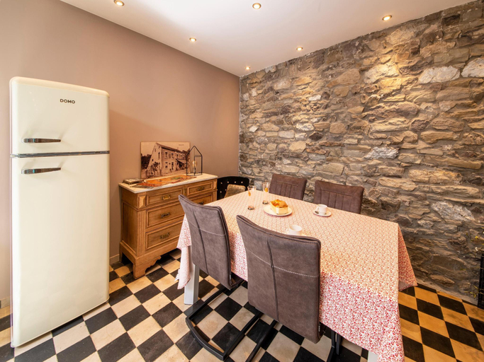 Others 5, Stylish Stay Near Forest, Liège