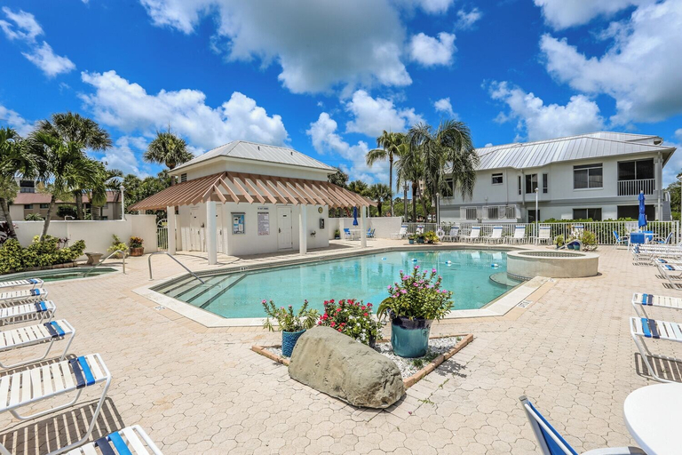 Sport & Beauty 5, Ostego Bay 271-3 by Distinctive Beach Rentals, Lee