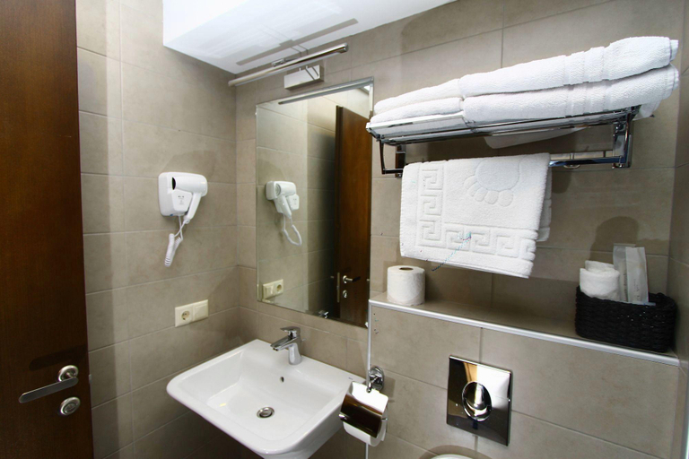 Bathroom 4, Opera Tbilisi Old Art Boutique Hotel, Tbilisi