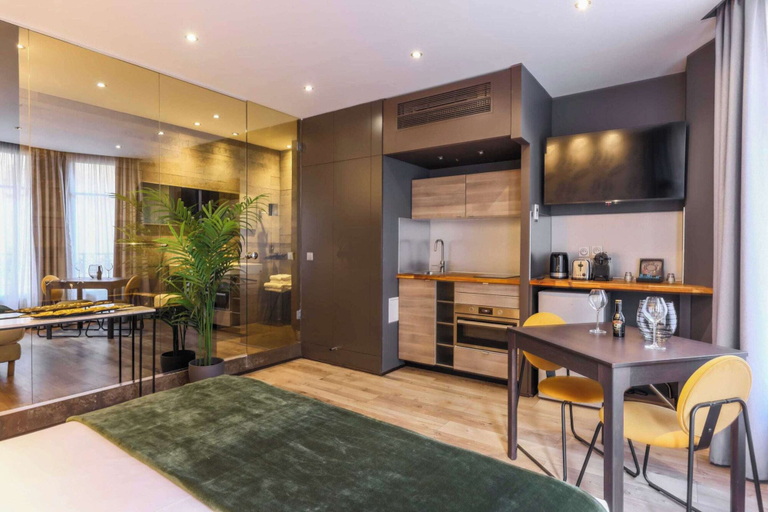 Room 2, Luxurious Studio - 2P - Passy, Paris