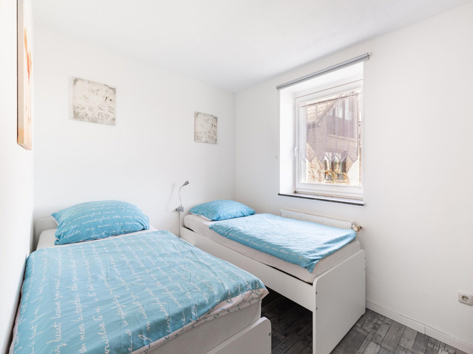 Others 2, Ferienwohnung in Monschau-Hofen mit eigenem Garten, Städteregion Aachen