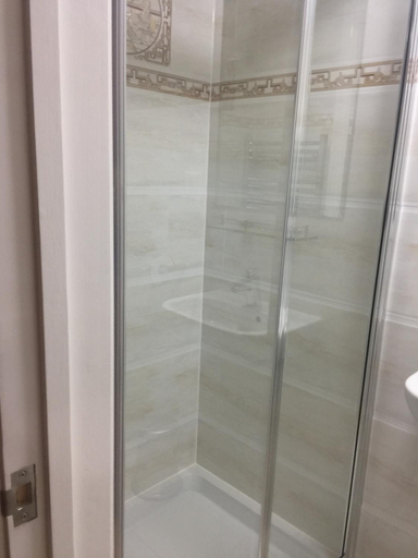 Bathroom 3, White House Hotel, London