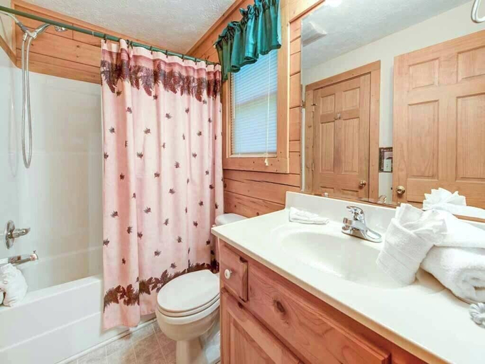 Bathroom 4, Idle Days by Jackson Mountain Rentals, Sevier
