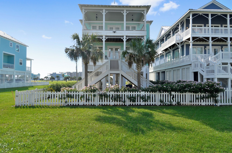 Exterior & Views 2, Beachside Haven by Ryson Vacation Rentals, Galveston