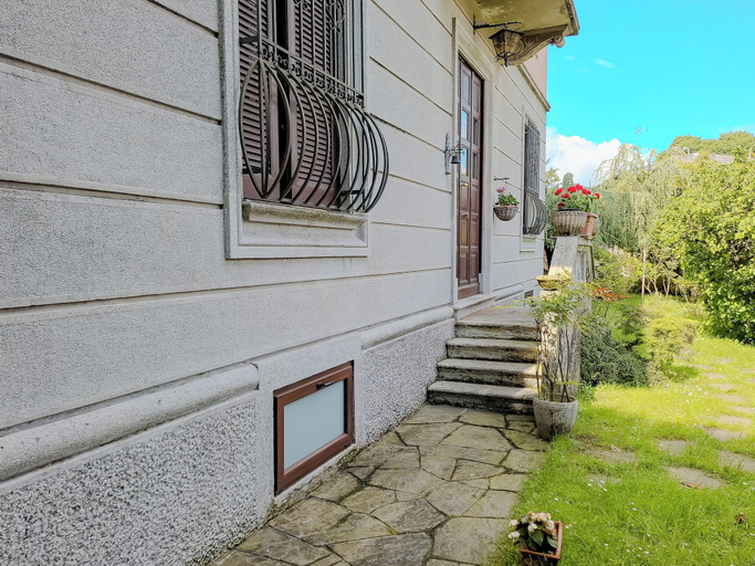 Exterior & Views 2, Villa Lorenzo, Varese