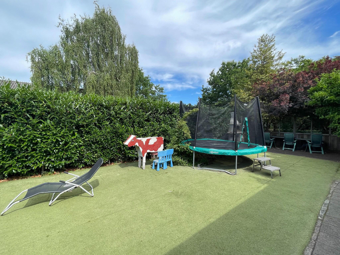 Others 5, Family Farmhouse with go-karts, Uden