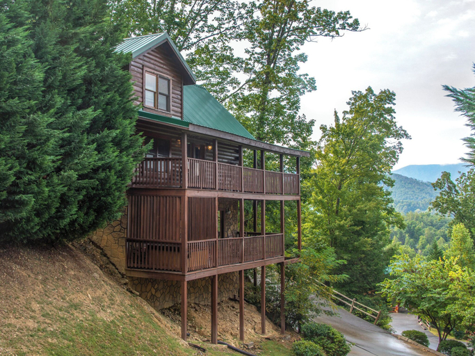 Exterior & Views 2, Komfy Kozy by Jackson Mountain Rentals, Sevier
