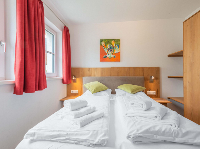 Bedroom 2, Chalet in Niedernsill near Ski Slopes, Zell am See