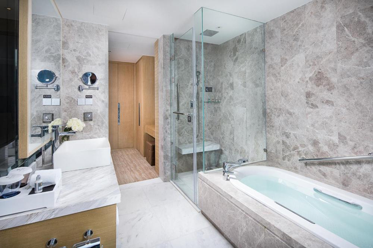 Bathroom, Jinan Inzone Royal Plaza Hotels, Jinan