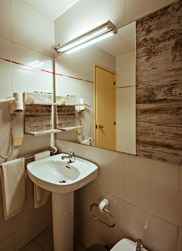 Bathroom, Hotel BONCOMPTE, Lleida