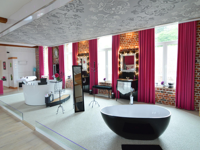 Bathroom 2, Cozy Stay with Pool Nature, Liège