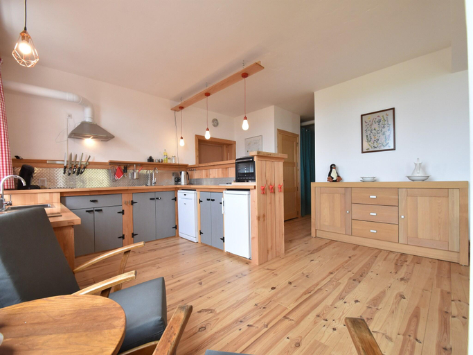 Others 5, Mansion in Cuzy with Pool and Scenic Views, Saône-et-Loire