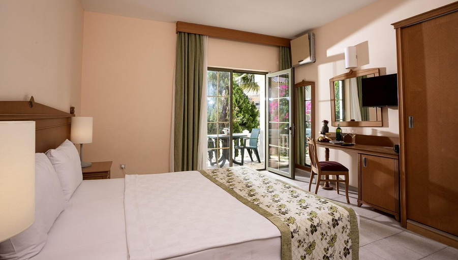 Bedroom 3, Anadolu Hotels Didim Club, Didim