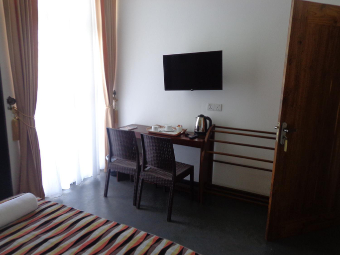 Bedroom 2, Hotel Star White - Negombo, Negombo