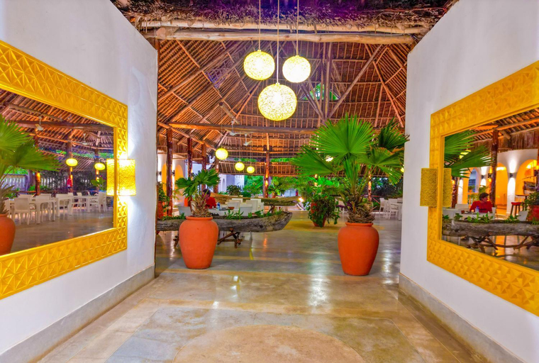 Others 4, Maasai Resort, Kisauni