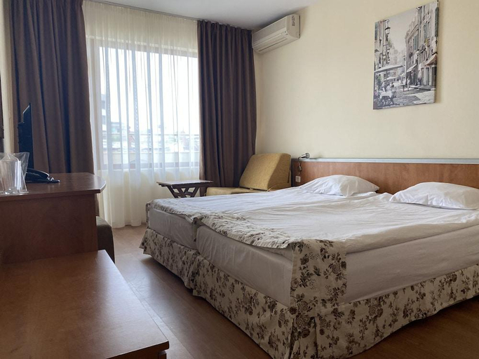 Bedroom 2, Hotel Atol, Nesebar