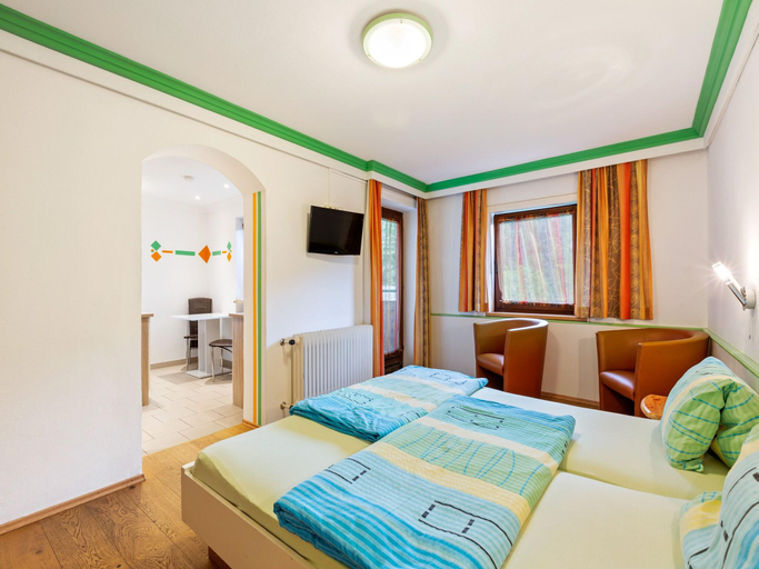 Bedroom 2, Studio in Saalbach near Ski Slopes, Zell am See