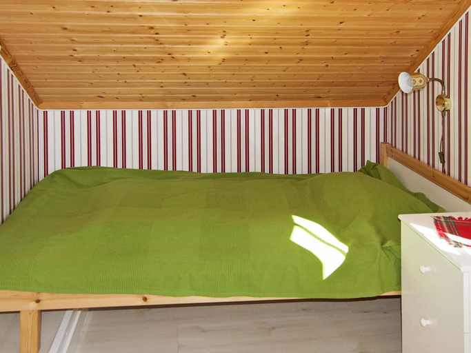 Others 2, 5 Person Holiday Home in Stromstad-by Traum, Strömstad