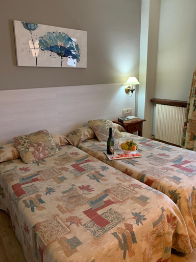 Bedroom 5, Hotel BONCOMPTE, Lleida