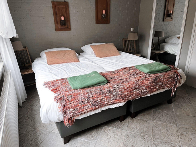 Others 4, Luxury Villa in De Pier with Sauna, Uden