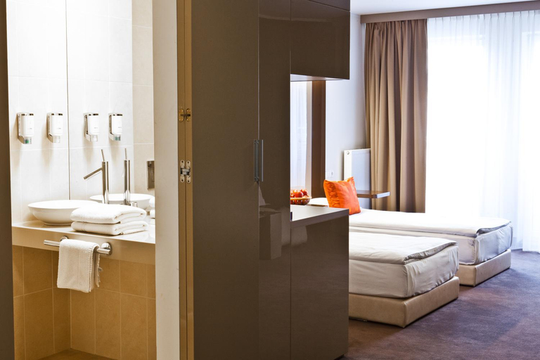 Bedroom, Platinum Palace Apartments, Poznań City