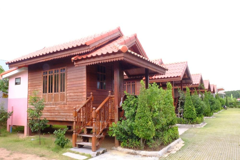 Exterior & Views 3, Banmai Hom Resort, Pluak Daeng