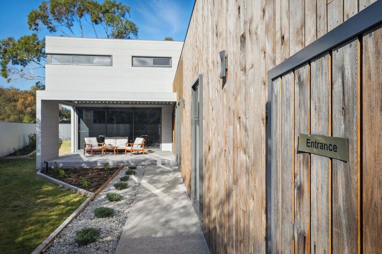 Exterior & Views 2, Beautiful Balook - 3 Bedroom Beach House, Clarence