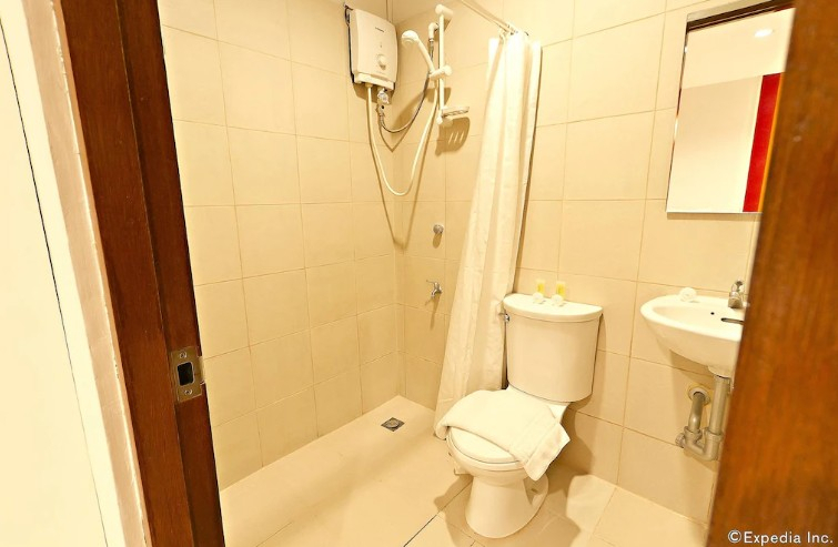 Bathroom 3
