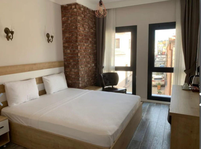 Bedroom 3, Ayvalik Cihan Otel, Ayvalık