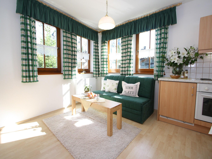 Others 4, Apartment in Huttschlag near Ski Bus, Sankt Johann im Pongau