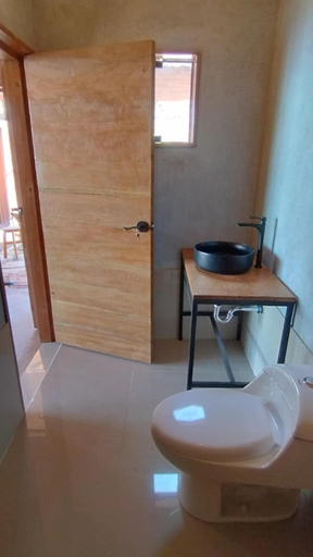Bathroom 3, Casa de Primo, Puno