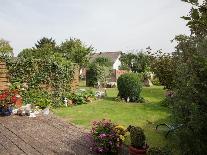 Others 3, Attractive apartment in Bettenfeld with garden, Bernkastel-Wittlich