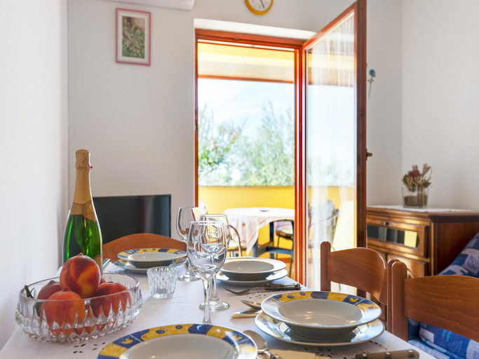 Others 5, Secluded Apartment in Porec with Garden, Poreč